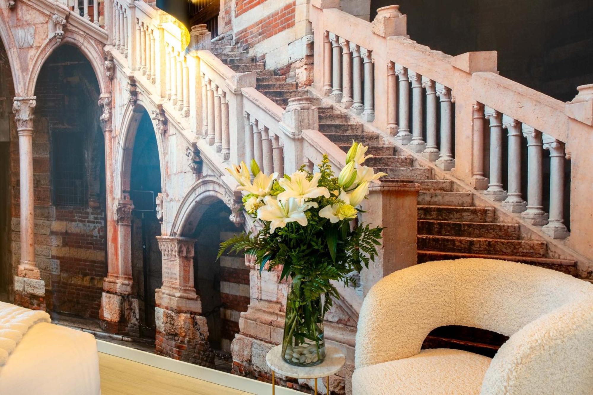 ヴェローナPalazzo Ristoriアパートメント エクステリア 写真